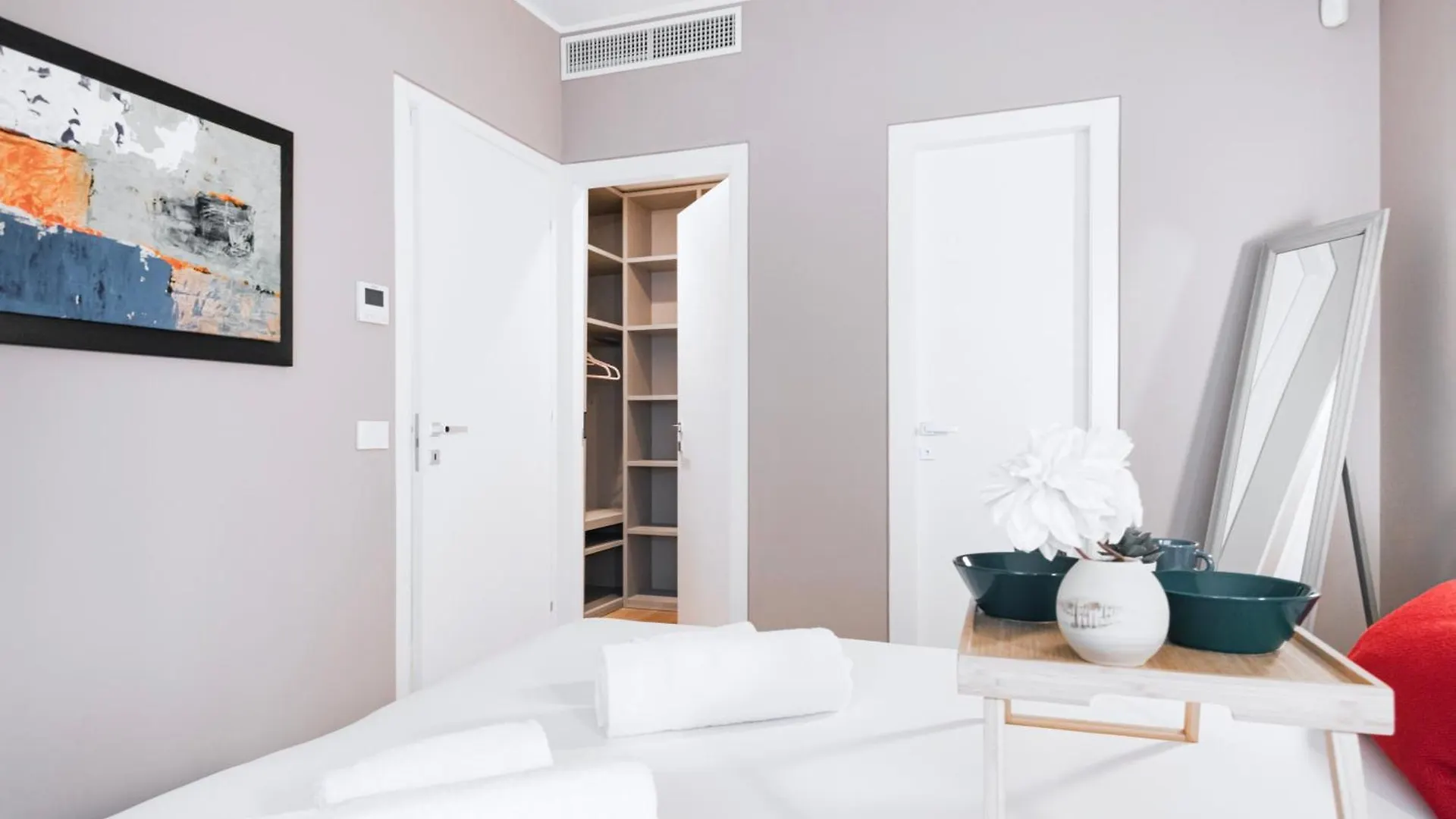 Easylife - Elegant Flat At Castello Sforzesco Apartment Milan 0*,  Italy